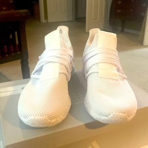 Brand New! Men or women Adidas